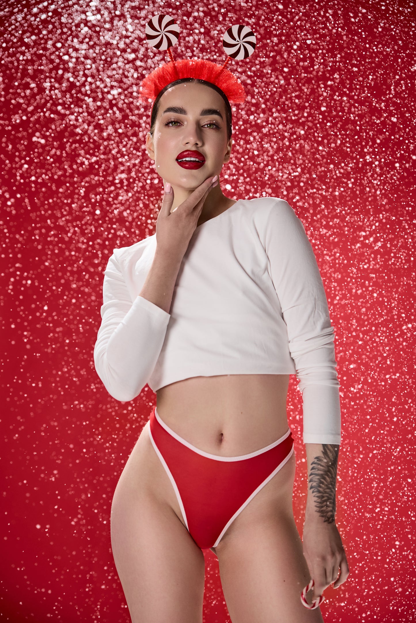 ТРУСИКИ СІТОЧКА СТРІНГИ - Cherry Pop